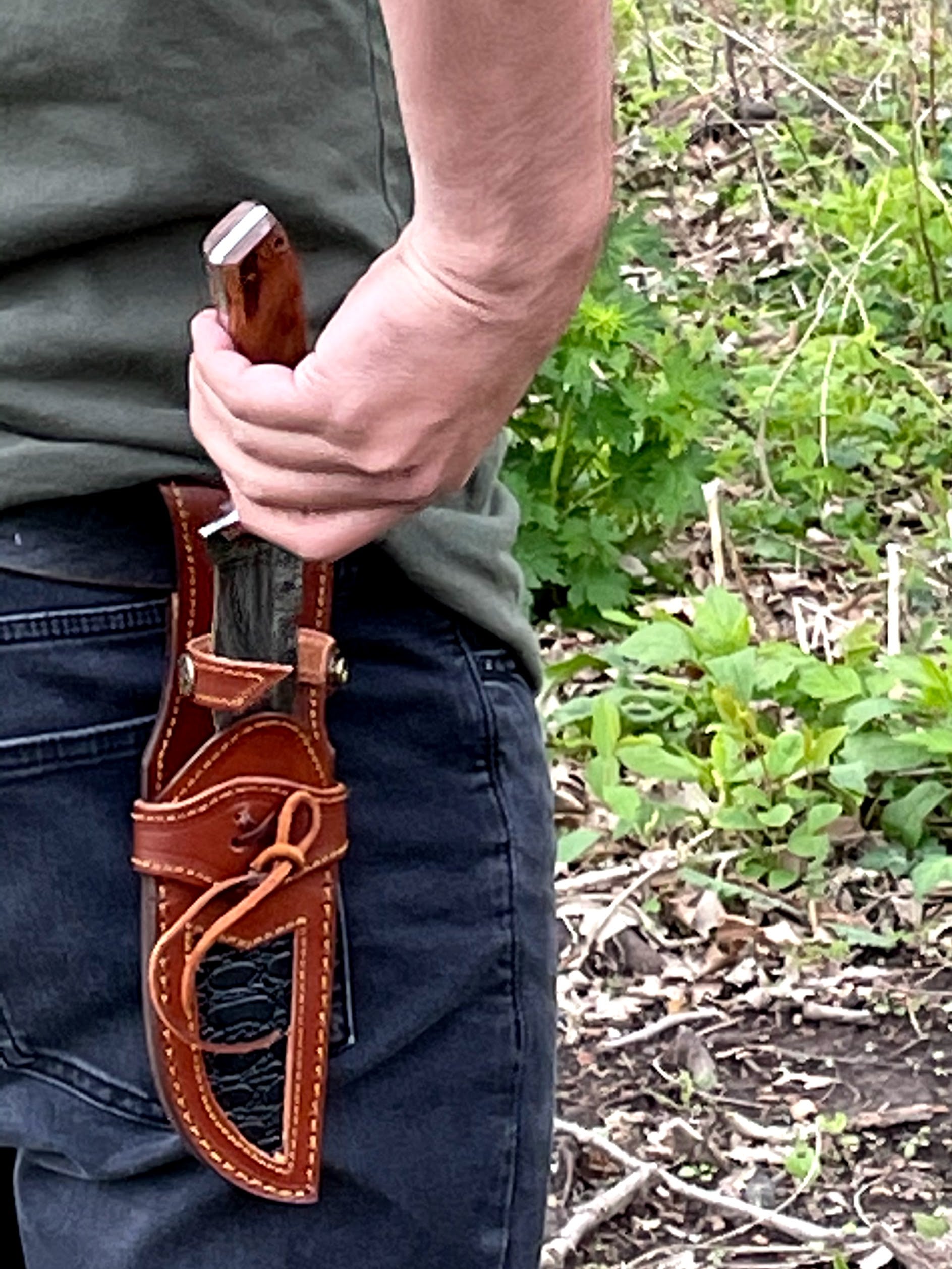 Wilderness Guardian – Handcrafted Damascus Hunting Knife with Rosewood Handle, 9.5" Fixed Blade with Premium Sheath - HomeTown Knives