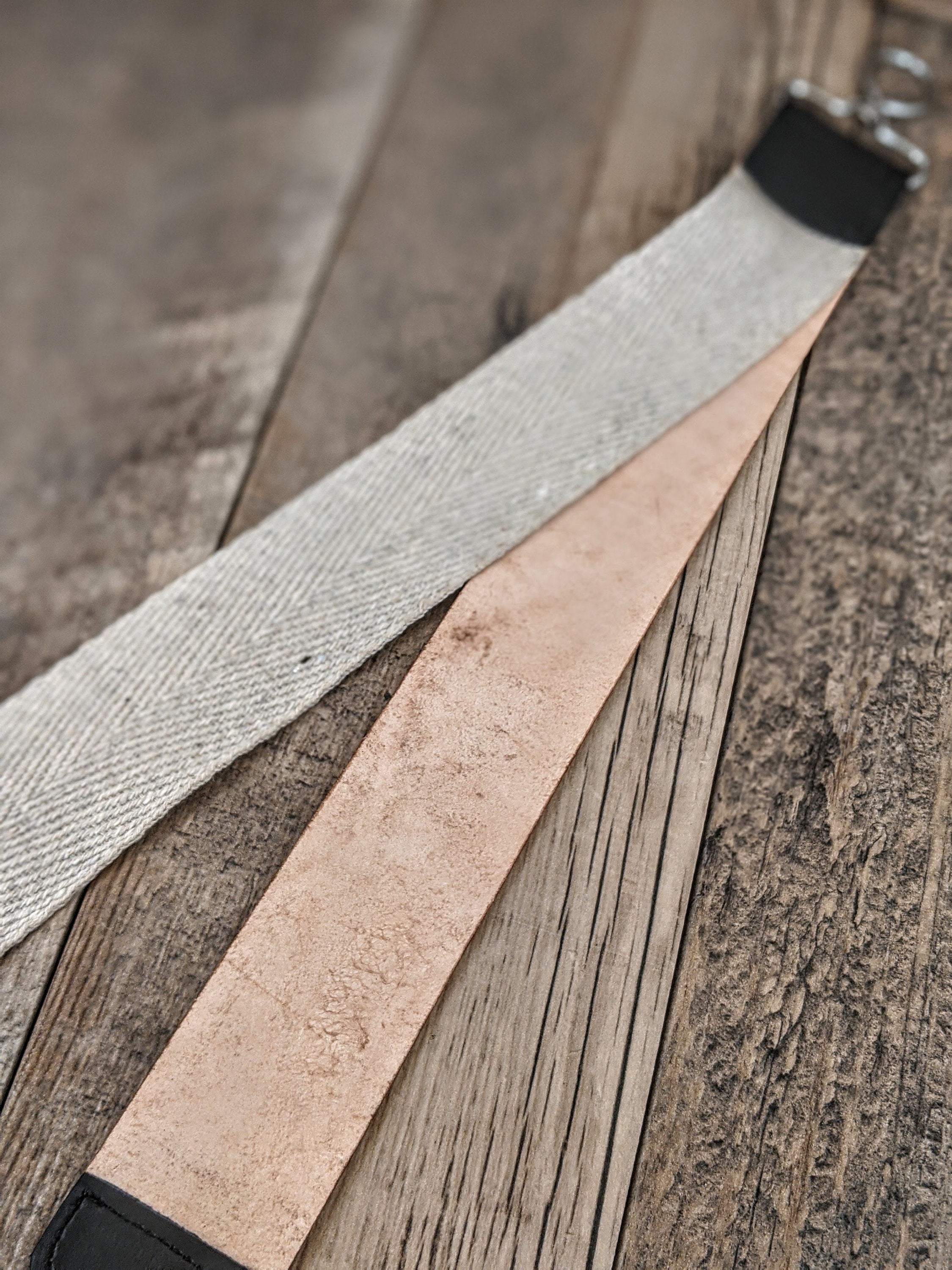 HTRS02 // STROP STRAIGHT RAZOR Sharpening // Heavy Duty // Thick Buffalo Hyde - HomeTown Knives